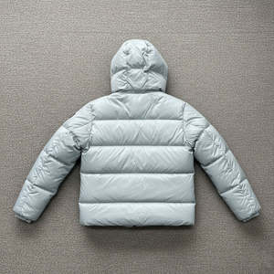 Vestes matelassées pour femmes de couleur gris clair au meilleur design 2026 Tissu respirant de haute qualité Capuche amovible Coupe ample Vestes d'hiver - Product Image 6