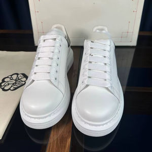 Chaussures basses urbaines en cuir véritable pour hommes, légères, confortables, à porter au quotidien, semelle flexible, fermeture à lacets, décontractées, de rue - Product Image 1