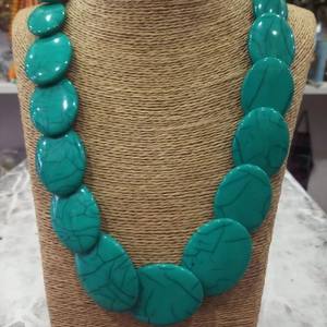 Nouveau collier en perles de résine à motif rond tendance, perles en vrac d'Inde pour la fabrication de bijoux - Product Image 1