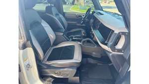 รถมือสองพรีเมียม ปี 2024 CT4-V Blackwing Fleetwood 4 ประตู รุ่น Advanced ขับเคลื่อน 4 ล้อ  ขายตามฤดูกาล เบาะสีเข้ม เกียร์อัตโนมัติ - Product Image 3