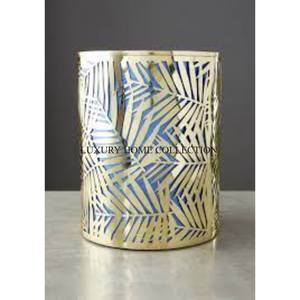 Poubelle en métal moderne et élégante conçue pour une décoration intérieure élégante et une utilisation pratique dans n'importe quelle pièce ou espace de travail - Product Image 5