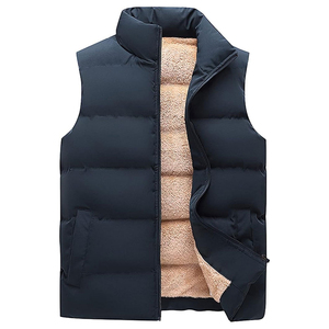 Top tendance respirant hommes 100% Nylon col montant conception de Logo personnalisé poches passepoilées couleur noire hommes sans manches gilets bouffants - Product Image 5