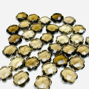 Piedra Preciosa Suelta de Cuarzo Ahumado Tallada a Mano en Forma de Flor de 10 mm para Joyería y Artesanía - Product Image 3