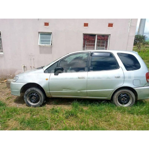 Usado T-oyota Spacio para exportación de bajo kilometraje, excelentes condiciones y listo para entrega internacional - Product Image 2