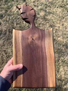 Planche à découper en bois de noyer naturel fabriqué à la main durable avec poignée pour la cuisine, couper et servir les fruits et légumes Dessert - Product Image 3