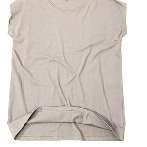 Moda-Advance 2025 Camiseta de gran tamaño con estampado personalizado Camiseta informal de media manga holgada de inspiración europea para versatilidad Camiseta de mujer - Product Image 5