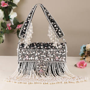 Sacs en jute bohèmes brodés en gros, durables, faits à la main, sacs bohèmes banjara pour femmes et filles à prix avantageux par LUXURY CRAFTS - Product Image 3