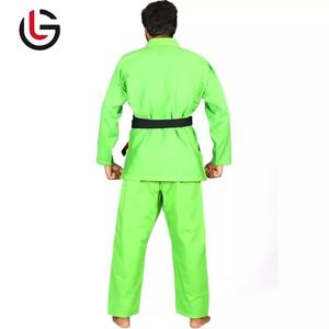 Uniforme d'équipement de Taekwondo d'approvisionnement d'usine de tissus différents vêtements d'art martial uniforme de Taekwondo personnalisé avec la meilleure qualité - Product Image 4