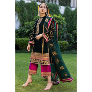 Zainab Chottani ชุดสูทผ้ากำมะหยี่สำหรับผู้หญิง TC-267 - Product Image 6