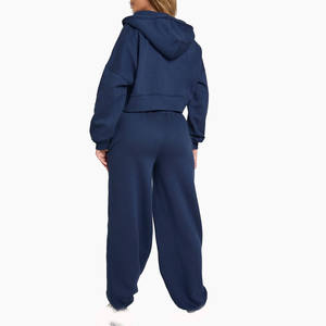 Ensemble de survêtement pour femme avec sweat à capuche zippé court et pantalon de jogging, coupe décontractée, mélange de coton, vêtements de sport pour la vente en gros, OEM, marque privée - Product Image 2