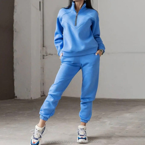 Sudaderas con logotipo personalizado, chándal de verano, conjunto de dos piezas para mujer, ropa deportiva, conjuntos de pantalones cortos con capucha de 2 piezas para mujer - Product Image 5