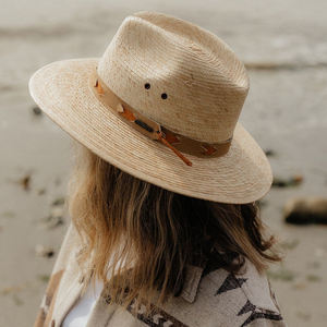 Sombrero de bruja de cuero-Wicca Una bruja o mago es inútil sin un sombrero de cuero de bruja de cuero como un logotipo personalizado - Product Image 3