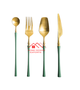 Ensemble de couverts en métal de luxe, finition or et patine, design attrayant, logo personnalisé, fabrication artisanale - Product Image 1