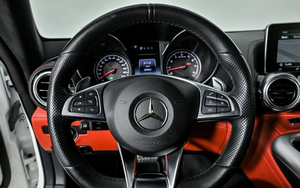 MEILLEURE OFFRE 2018 Voiture de sport de luxe Bens GT Roadster Cabriolet à propulsion arrière avec faible kilométrage Prête à l'exportation - Product Image 5