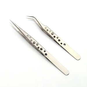 Gray Rocks Pince à épiler d'extension de cils en acier inoxydable la plus vendue Design chic Pointe pointue Essentiels pour une application de haute beauté - Product Image 1