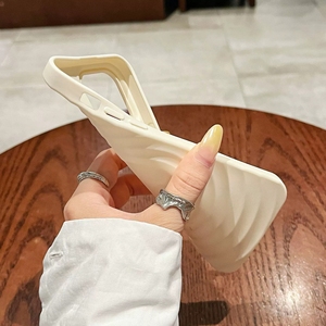 เคสโทรศัพท์ซิลิโคน TPU แม่เหล็กสุดหรูแบบบางพิเศษกันกระแทกลายคลื่น3D ฝาครอบมือถือสำหรับ iPhone 16 PROMAX 16 PLUS 15 14 13 - Product Image 4