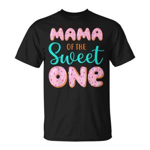 T-shirt coordinata per la prima festa di compleanno della mamma della piccola, a tema ciambella, personalizzabile per celebrare con la famiglia - Product Image 1