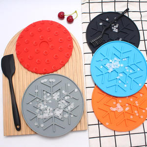 <b>Silicone</b> licking <b>mat</b> for pets calming slow feeding pad promotes digestion reduces anxiety safe durable non slip dishwasher safe - Product Image 1