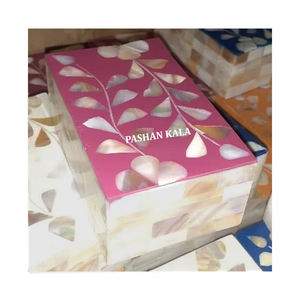 Boîtes en bois massif de style antique et au design moderne avec nacre pour la décoration de la maison et les articles cadeaux utilisés pour la maison - Product Image 1