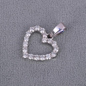 Pendentif en or blanc 14 carats cultivé en laboratoire avec diamant taille ronde Design glacé Style Hip Hop exclusif Motif de coeur à la mode Femmes Fêtes pour hommes - Product Image 5