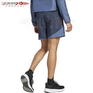 Short coupe-vent léger pour hommes avec tissu à séchage rapide et short coupe-vent décontracté confortable - Product Image 3