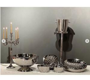 Nouveau Design meilleur Look Or Argent Cookie Et Gâteau Stand Et Dôme Bols Plateaux Avec Motif Floral En Acier Inoxydable Niveau Stand - Product Image 1