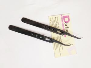 Vente en gros de pinces à cils Plasma noir en acier inoxydable de haute qualité avec logo personnalisé trous conception poignée pince à épiler extension de cils - Product Image 3