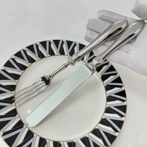 Ensemble de couverts de luxe en argent avec finition miroir, idéal pour les repas en famille, les fêtes et les cadeaux, provenant d'Inde - Product Image 2