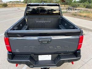 โตโยต้า ทาโคมา ทีอาร์ดี โปร ดับเบิ้ลแค็บ 4x4 329 เทอร์โบไฮบริด 4 สูบ ปี 2024 ไม่ได้ดัดแปลง - Product Image 6