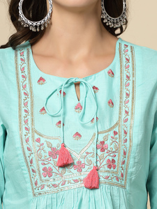 ฤดูร้อนอินเทรนด์และมีสไตล์ผ้าฝ้ายสีเทอร์ควอยซ์ Kurti ปักคอในแฟชั่นลําลองสีเทอร์ควอยซ์สวมใส่ Kurti - Product Image 6