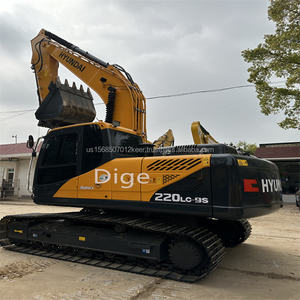Excavatrice d'occasion Hyundai 220LC-9, 22 tonnes de chenille hydraulique d'occasion. Excavateur d'occasion de marque originale de Corée du Sud - Product Image 3