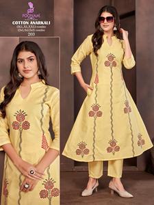 Presentamos un nuevo trabajo hecho a mano de algodón puro con Kurti estampado con pantalón Diseño de uso regular Nueva variedad para ropa india y pakistaní - Product Image 3