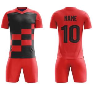 Ropa Deportiva de Fútbol para Adultos, Cómoda, Nuevo Diseño, Alta Calidad, Fabricación Profesional, Secado Rápido, Personalizable, 100% Poliéster - Product Image 3