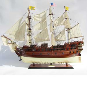 Modelo de barco de madera, modelo artesanal de BONHOMME RICHARD, hecho en VIETNAM - Product Image 1