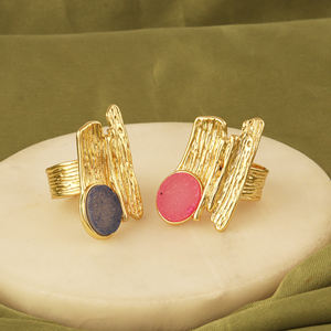 Anillo ajustable de ágata natural bohemia con cristal de azúcar, latón macizo chapado en oro de 18k, textura metálica, diseño artesanal, anillo abierto - Product Image 2