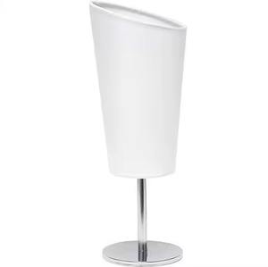 Lampe de table vintage en métal pour la décoration de la maison Veilleuse élégante Lampe de bureau artistique pour chambre et salon - Product Image 1