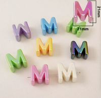 100 pièces de perles en plastique pour chaîne de téléphone portable, perles acryliques plaquées UV irisées, grand trou de 20 mm, lettres de l'alphabet