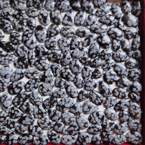 คริสตัลเกล็ดหิมะออบซิเดียนหินอัญมณี100% สีดำธรรมชาติเกรด AAA - Product Image 4