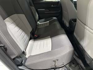 Toyota Tacoma SR5 2024 Súper Limpia, Doble Cabina, 4x4, Motor Automático, Asientos de Cuero - Product Image 4