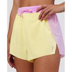 Pantalones Cortos Deportivos Accelerate 3 de Tela Transpirable, Estilo Marshmallow-Lemon - Product Image 3
