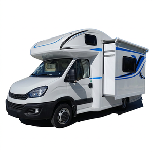Autocaravana de Fibra de Vidrio con Deslizador Manual, Diésel EURO 5, 6 Personas, Una Habitación, Aire Acondicionado, Refrigerador, Cocina - Product Image 1