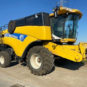Cosechadora Combinada de Venta Rápida para Maíz, Trigo y Ensilaje, de 4 Hileras, para Operación en Campo Mojado, Alta Seguridad, Tractor de 45-70 HP - Product Image 6