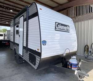 Autocaravana Keystone Coleman 17B 2025 para Camping - Product Image 1