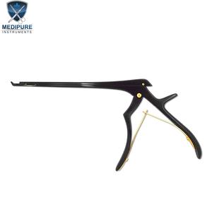 Rongeur Kerrison, Instrumento Ortopédico y Neuroquirúrgico, Mango Chapado en Oro, Eje con Recubrimiento Negro, Uso en Cirugía de Columna de Precisión - Product Image 3