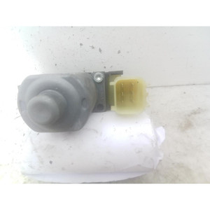Moteur électrique de vitre avant gauche FORD Fiesta 6ème série 0130822404 (08>17) - Product Image 4