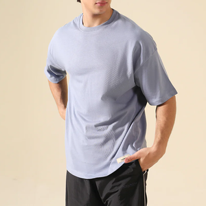 Venta caliente Camisetas de gran tamaño Color personalizado 100% Algodón Diseño popular Patrón de letras Tipo de tela peinada - Product Image 1