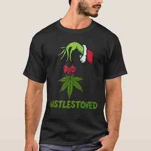 T-shirt alla moda personalizzata creata per la comodità e un look elegante perfetto per gli uomini e gli abiti casual di tutti i giorni - Product Image 3