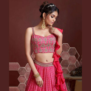 Conjunto de Lehenga de diseñador contemporáneo con bordado moderno y blusa lista para usar y Dupatta - Product Image 1