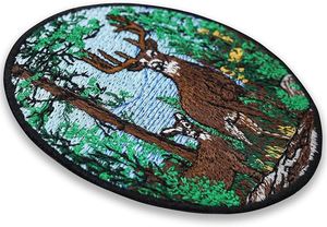 Veste de sport tissée en 3D personnalisée avec patchs thermocollants brodés de gros animaux de dessin animé - Product Image 5