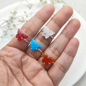 Juego de puntas de anillos tallados de mariposa de piedras preciosas semipreciosas para bodas y fiestas - Product Image 1